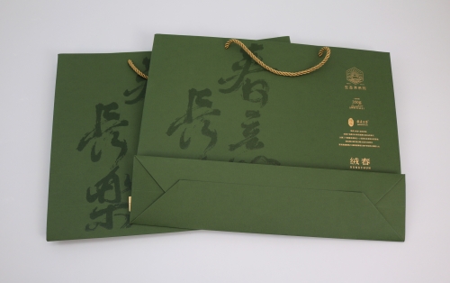 绒春手提袋定制