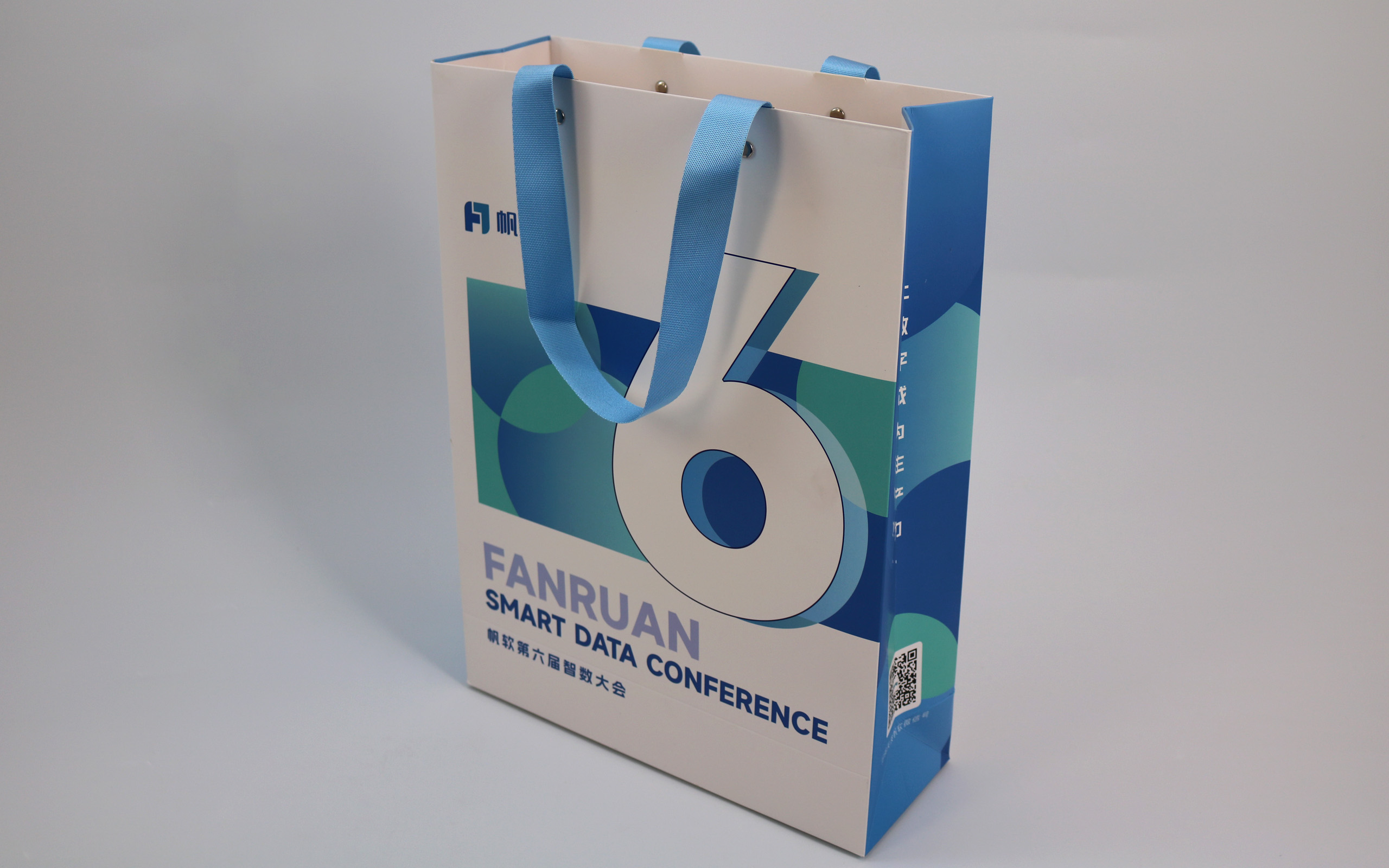 白卡手提袋定制